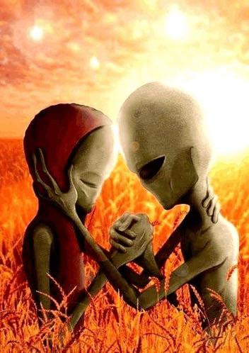 alien meme holding hands meme image